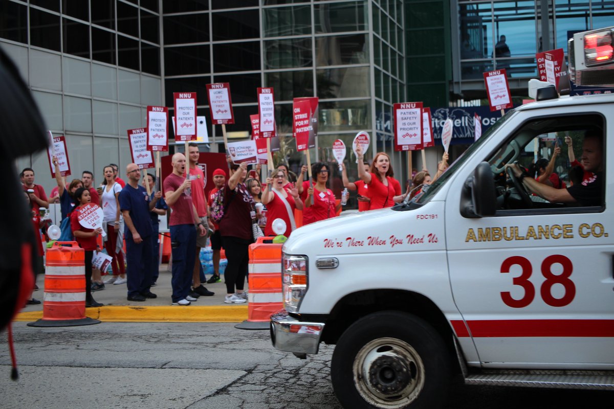 UCLaborCouncil's tweet photo. early morning pics at the #RNstrike https://t.co/WkDPdTN9QP