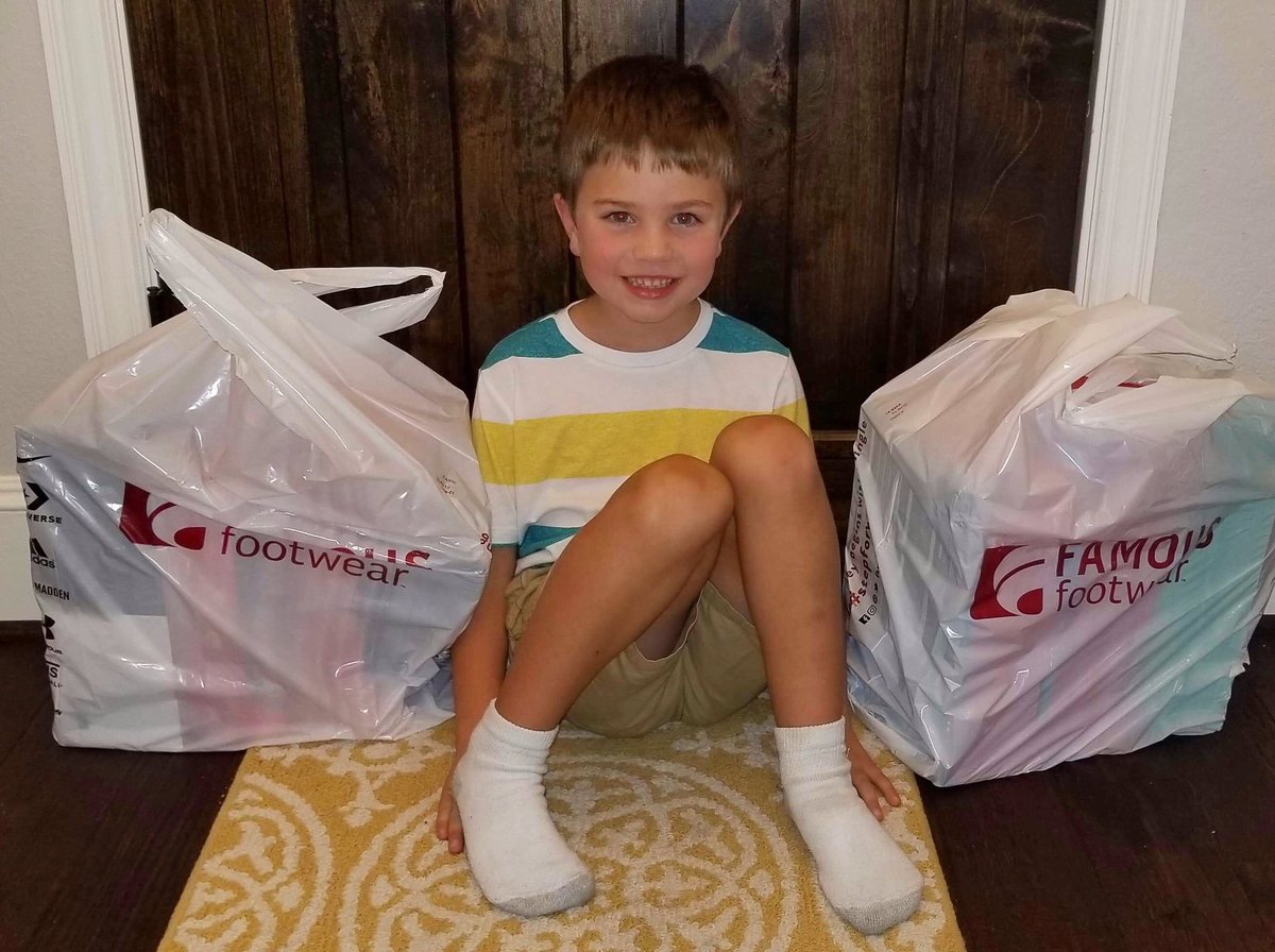 This sweet boy used his OWN money to buy other kids shoes, after volunteering at our Back To School Event!!! That’s good parenting, right there!!! ♥️♥️♥️