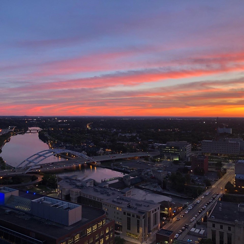 Interested in working for a firm that has scenic views to enjoy each day?

Apply today! We're currently hiring in our Business &amp; Finance and Default practice:

hr.woodsoviattgilman.com/careers/career…

#rochesterny #scenicviews #careeropportunities #legalservices #woodsoviattgilman