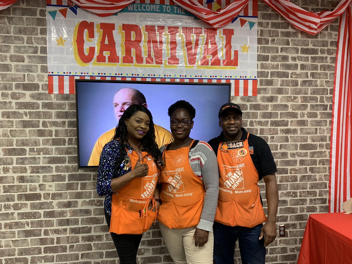 RestoDeborah's tweet photo. 6242 Carnival Themed Success Sharing. Let the Party Begin!🎈🎈🎪🎪#Stamford @BrandiStephen @RonnieOddo @DLapshan https://t.co/IgjKmEddbI