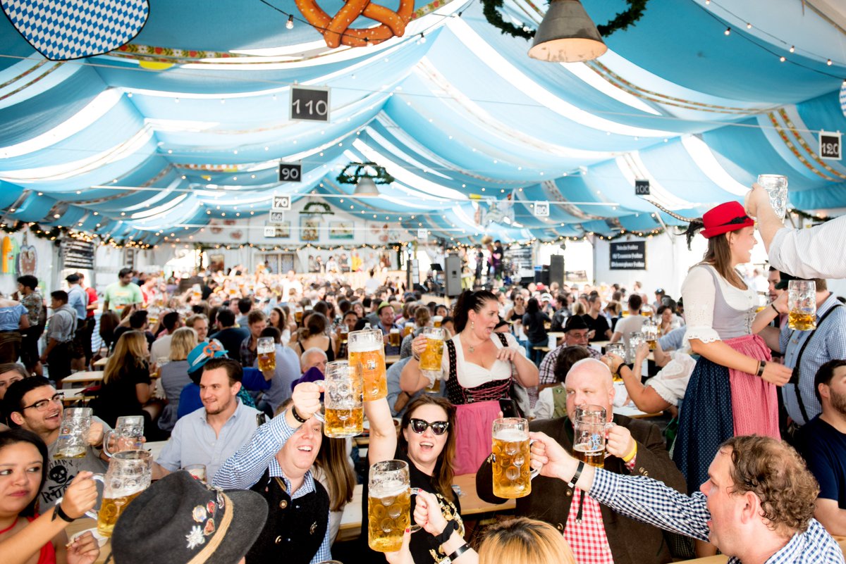 Oktoberfest Tent NYC: Munich on the East River. Get your tickets before they sell out! nyc.zumschneider.com/upcoming-event…