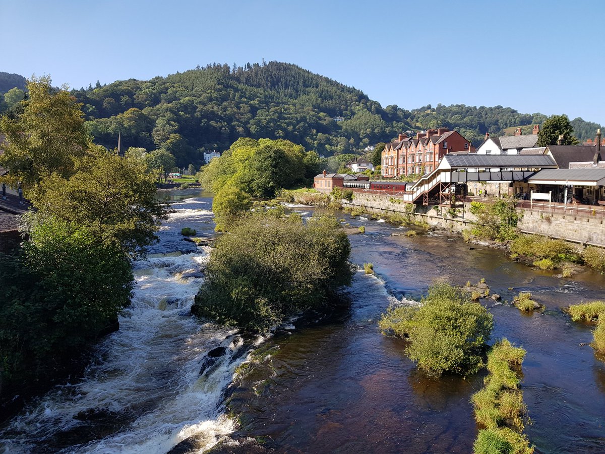 thedeetrust's tweet photo. Climate change is one of the biggest threats to freshwater biodiversity. Salmon on the Dee need cold river water to spawn. This cold water may not exist in the future if climate change is not tackled, which means the Salmon  wont exist either. It's time for strong climate action. https://t.co/xIyrWgMKL6