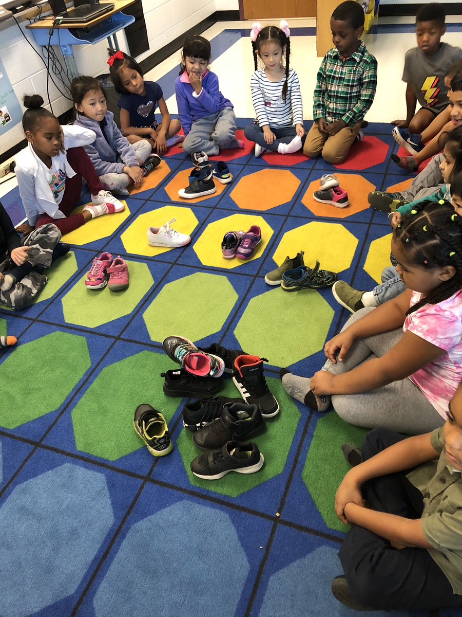 bmpkteam1's tweet photo. We sorted our shoes lots of different ways. #room13 #ourmustangs https://t.co/zAYvs9rK0b