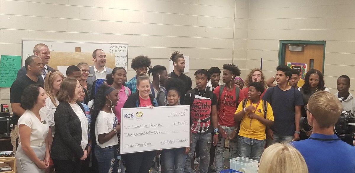 What better occasion for <a href="/GlennJacobsTN/">Glenn Jacobs</a> to shoot his first confetti gun than for Ms.Thompson 's Technology in the Art Room TeacherPreneur grant?  We are so thrilled for the work coming to <a href="/AustinEastHS/">Austin-East HS</a>!  <a href="/GSP_KnoxCo_TN/">Great Schools Partnership</a> <a href="/KCS_VisualArts/">Heather Casteel</a>