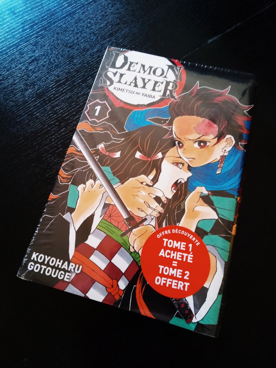 HarutoBooksFR's tweet photo. Nos achats du jour!
Le magnifique artbook "Pone" de l'artiste @DemizuPosuka et édité par @KazeFrance .
Ainsi que Demon Slayer - Kimetsu no Yaiba ressortit chez @PaniniManga !
Les possédez vous déjà ? Allez vous redonner une chance à Panini? https://t.co/6aUG4WSbCJ