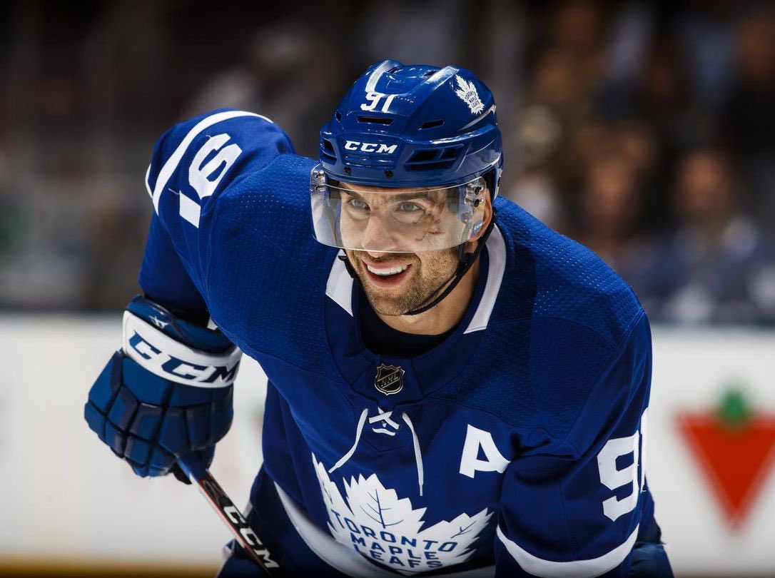 Happy birthday to one of my favourite athletes John Tavares today   