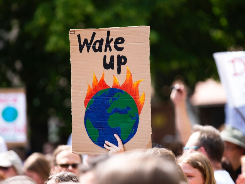 MtShastaEco's tweet photo. #CLIMATESTRIKE
TODAY!! Meet at Parker Plaza in Mt Shasta at 4pm. Begin marching at 5pm. Fighting #climatebreakdown is about much more than emissions and scientific metrics – it’s about fighting for a just and #SustainableWorld that works for all of us. #MtShastaEco #MSBEC https://t.co/TpVuX7xW8e