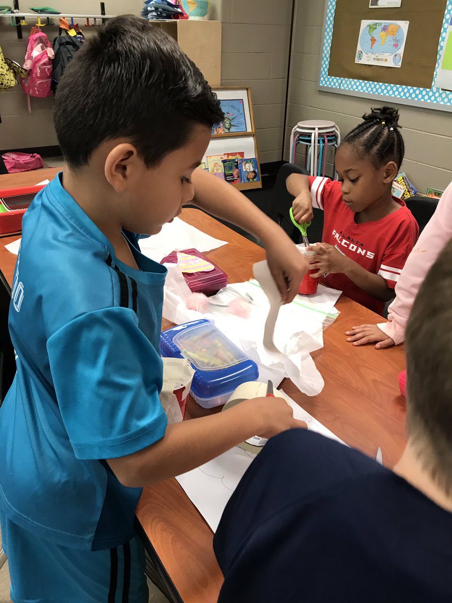 DeeAnna_Darby's tweet photo. Creating helmets to protect our eggs MES STEAM Sports day!!! #ultimatelearningexperience #MabletonEs #StemCobb https://t.co/VXaV8LeDX6