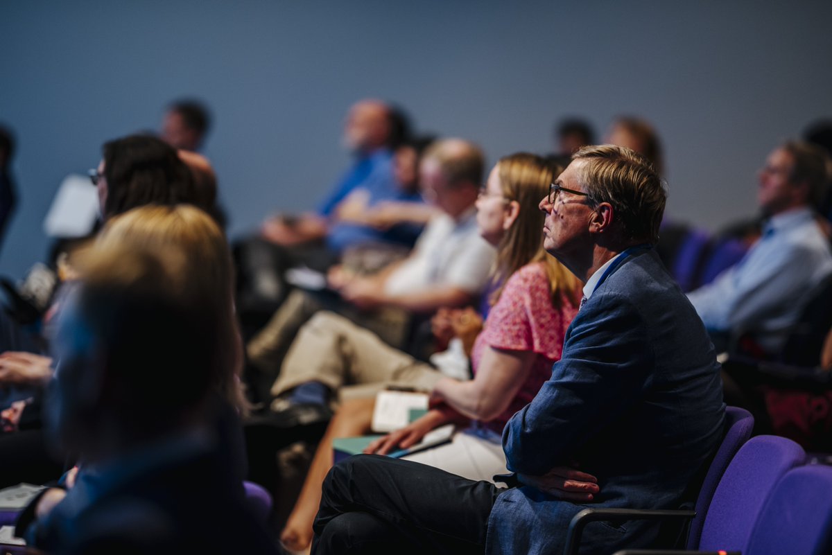 RheumatologyUK's tweet photo. Our last session for #CBC19 is coming up with Prof Justin Mason who will lead us through #LargeVesselVasculitis. #Rheumatology #Musculoskeletal https://t.co/jWvCRDm98t