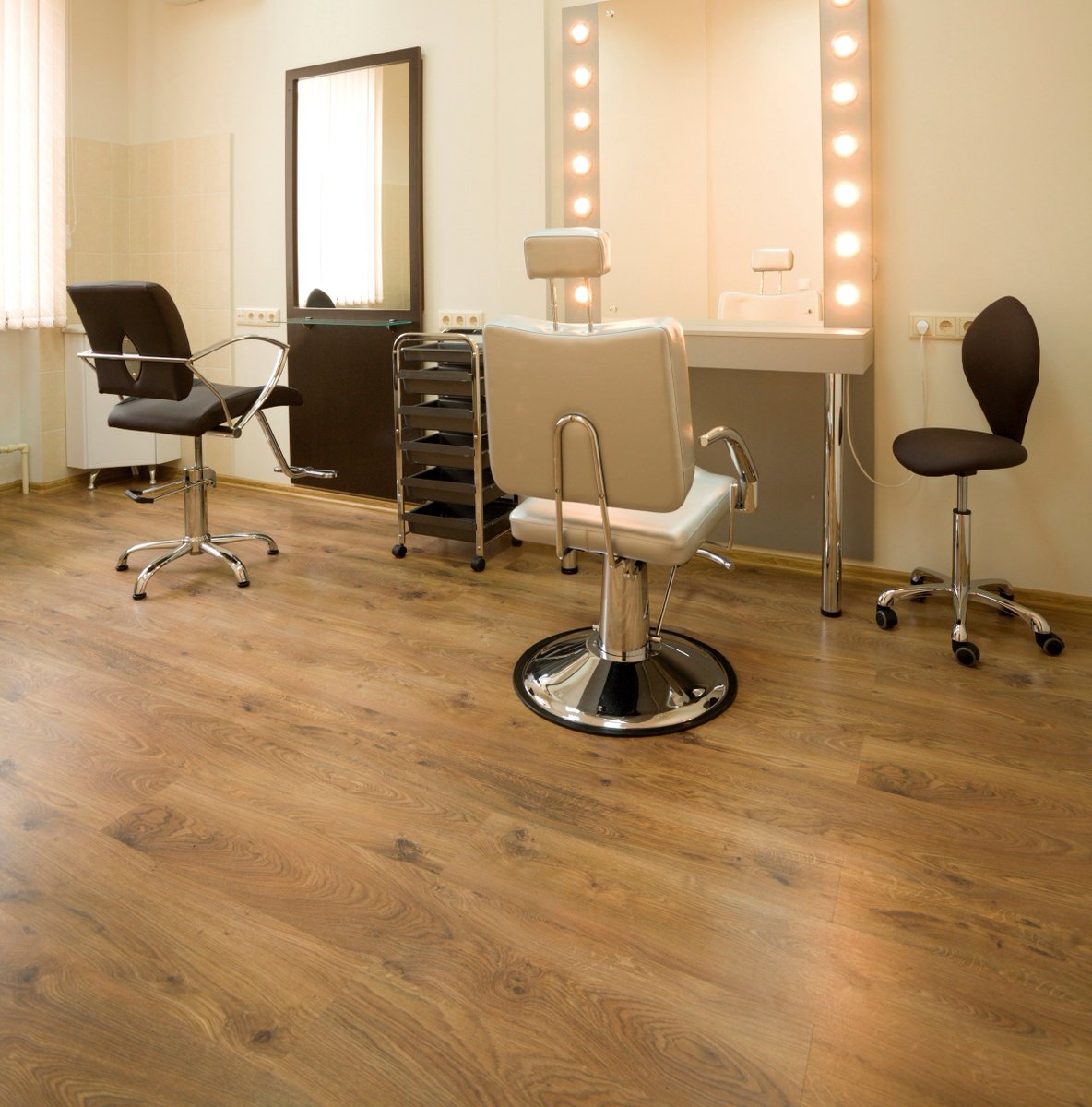 Self-disinfecting vinyl #flooring takes away the need for harmful chemical usage. Our ‘Safety Tech’ range incorporates ‘Silver Knight’ technology to kill 99.9% of harmful bacteria on contact #WorkplaceWellness. See the #contemporary range of designs here: jhscarpets.com/range/safety-t…