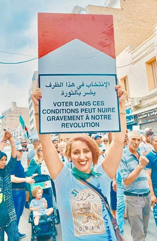 Algerie_Expat's tweet photo. #Algérie #Oran, #Acte31 Vendredi https://t.co/gEiGAA9Gi1