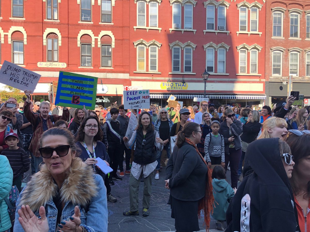 VNRCorg's tweet image. Vermont is keeping up with the #GlobalClimateStrike -- and not just in Burlington. Here's downtown Montpelier this morning, complete with a student die-in on Main Street. #VTClimateStrike #ClimateChangeSucks #ActOnClimateVT #vtpoli