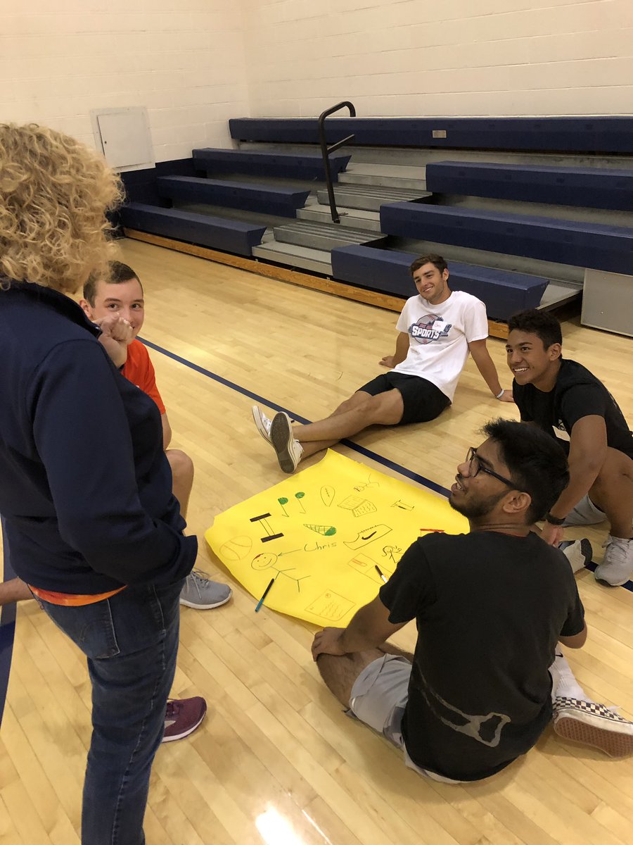 MsVMarketing's tweet image. Briar Woods @sourcesstrength student training is off to a great start #HopeHelpStrength 

@BWHSCounseling @BWHS_PTSO 
@bwhsactivities 
@bwhs_lcps 
@CoachRenae