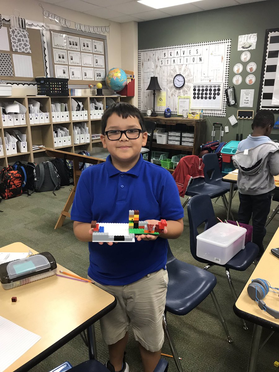 CroyCourt's tweet photo. More completed structures! @NES_Braves @communityisd https://t.co/WA7ewSrvqU