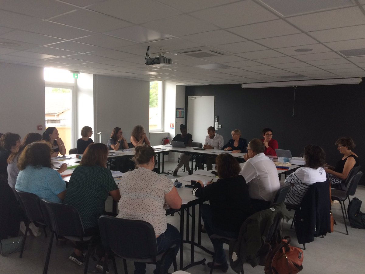 Après l’#Ariege, les #HautesPyrenees, la #HauteGaronne, l’#Aude et l’#Herault, La <a href="/Fepemfr/">Fepem</a> a présenté aujourd’hui dans l’#Aveyron #DOMI-NORISK le projet #prevention des #RSP dans l’#emploiadomicile avec la DIRECCTE, la MSAP et <a href="/PE_Occitanie/">Particulier Emploi Occitanie</a>. Merci aux participants.