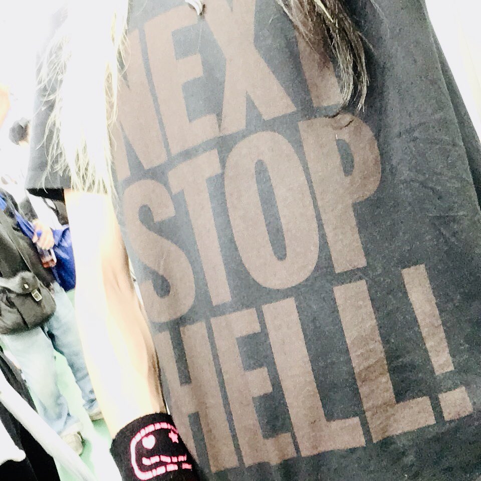 yusukeohashit's tweet photo. グッディーヴニン、トーキョー！☆(*⁰▿⁰*)★

つぎゎ〜

じごく〜ゥ

じごく〜〜ゥ〜

#NextStopHell
#RadMusician
#HighwayToHell https://t.co/6oejaQ3hrS