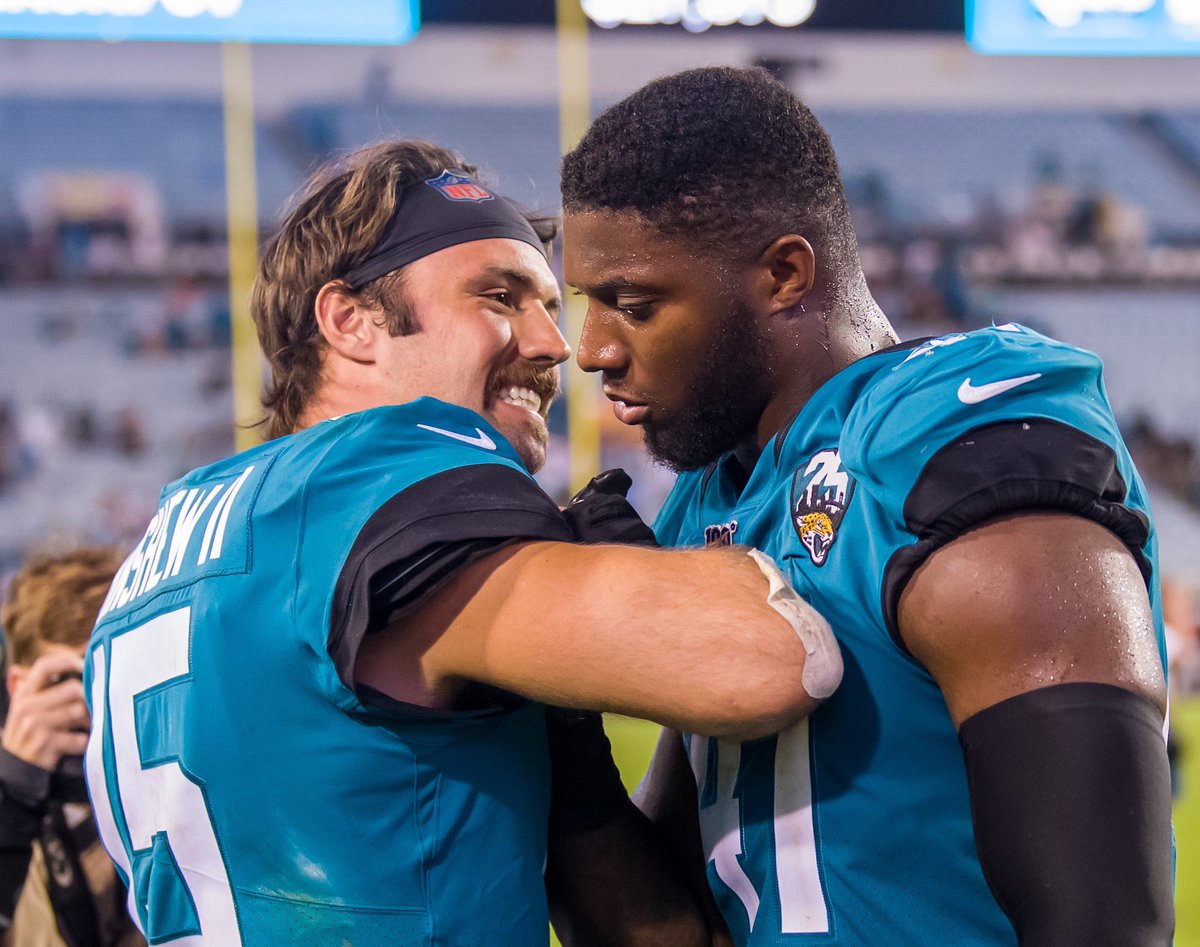 mjohnsonphoto's tweet photo. Here’s some of my favorites of @GardnerMinshew5 from last nights @Jaguars win. @NikonUSA @ZUMApress #ThursdayNightFootball  #StacheMagic #Jacksonville #ilovemyjob https://t.co/6QkTVFjIj4