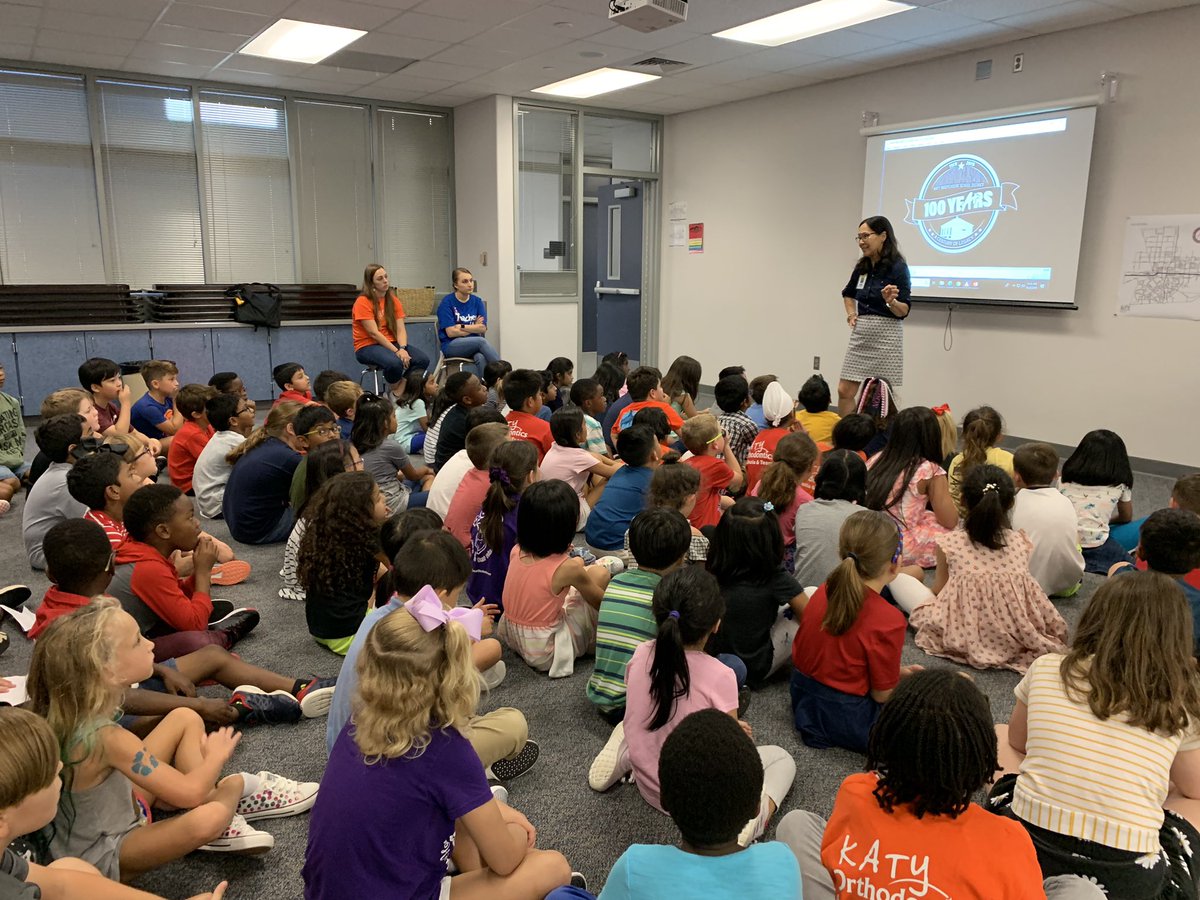 bhernandezkde's tweet photo. So wonderful to have our namesake speak to our students  about the history of Katy. Thank you Mrs. Davidson #kdepride @DavidsonKeiko #kde2nd https://t.co/O4Em7iJpcx