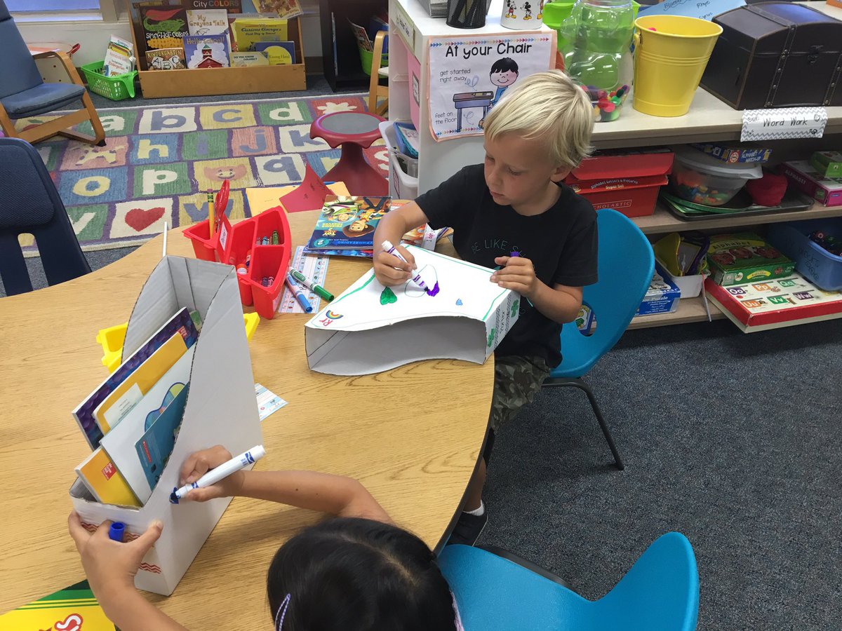 We built or reading stamina to 10 minutes! We decorated our book boxes to celebrate. #DelMarHeights #DMHeightsK #MrsC