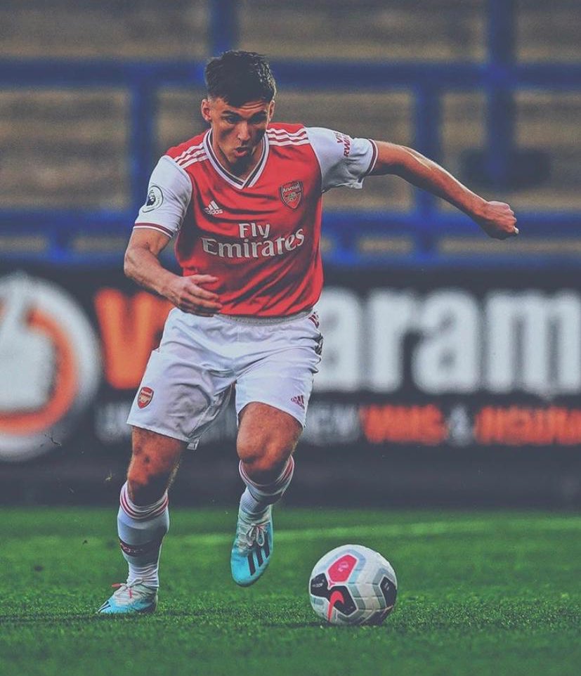 kierantierney1's tweet photo. Class to be back on the pitch 👊🏼🔴 @Arsenal https://t.co/JQUQOs4MfH