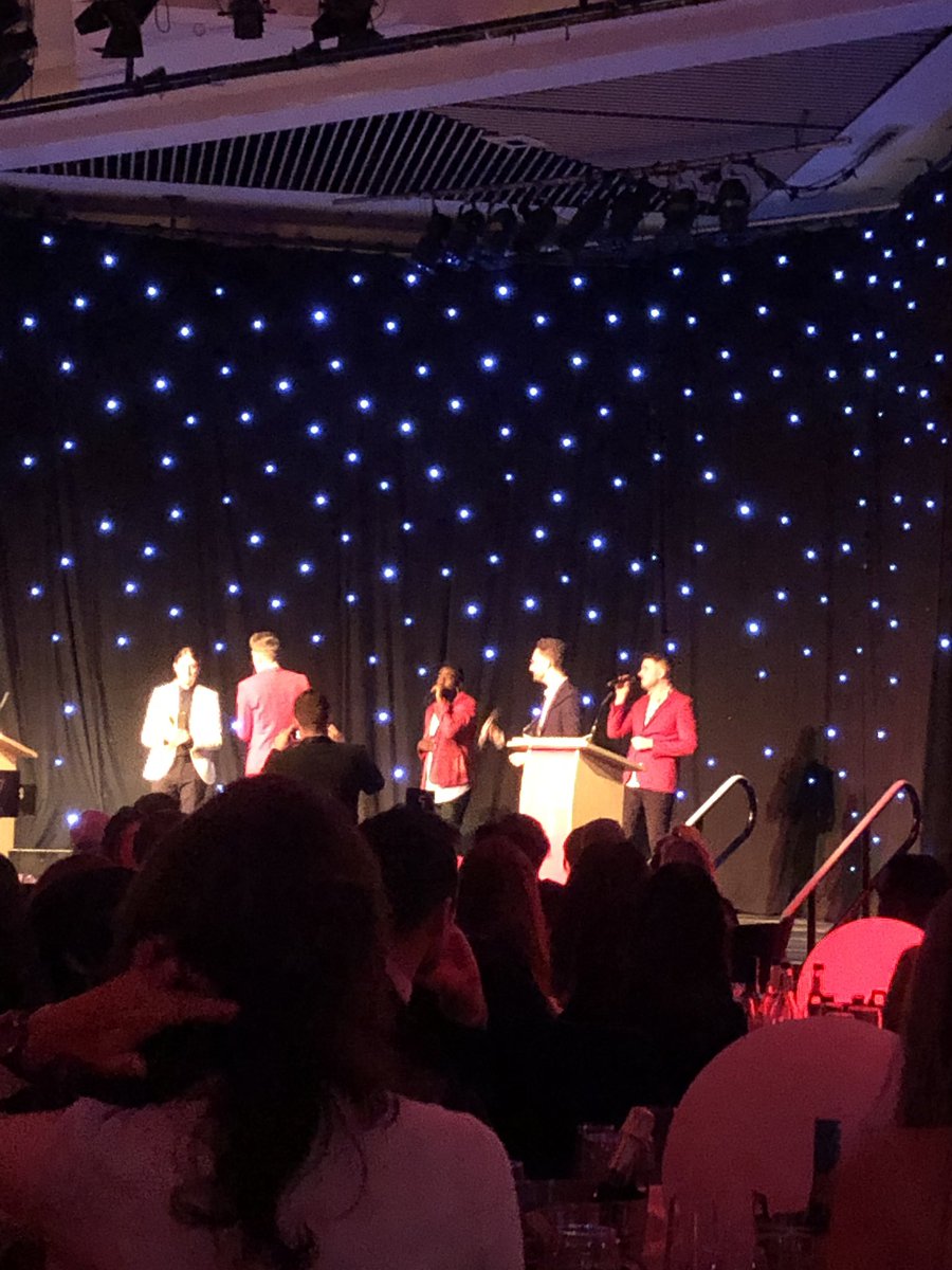 choudhry_kasim's tweet photo. Time to get your dancing shoes on 💃🏼 🕺🏽 @TheSOPitches are on stage at the @ffchamber Annual Dinner & Awards #FFAwards19 #FFEvents19 https://t.co/50uPSbh9qt