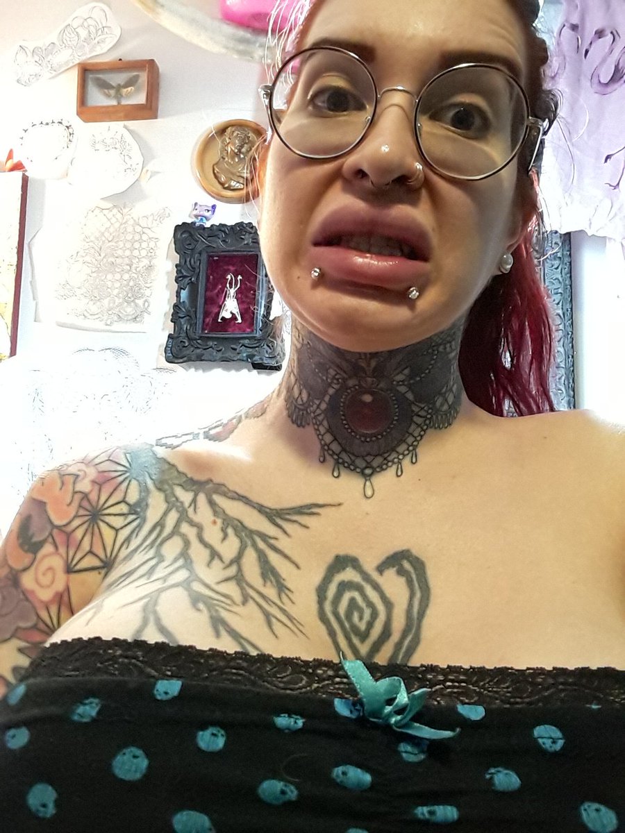 ArianeStAmour's tweet photo. Go on https://t.co/lhPJZsWZzY to see what new tattoos I had done this week! #necktattoo #candid #bimbo #bimbogirl #bimbogoddess #humanhentai #piercings #girlswithpiercing #tattoos #tattooedmodel #inkedgirl #bigtits #bigboob #biglips #lingerie #hugetits #hot #hotgirl https://t.co/5VAYZC51eo