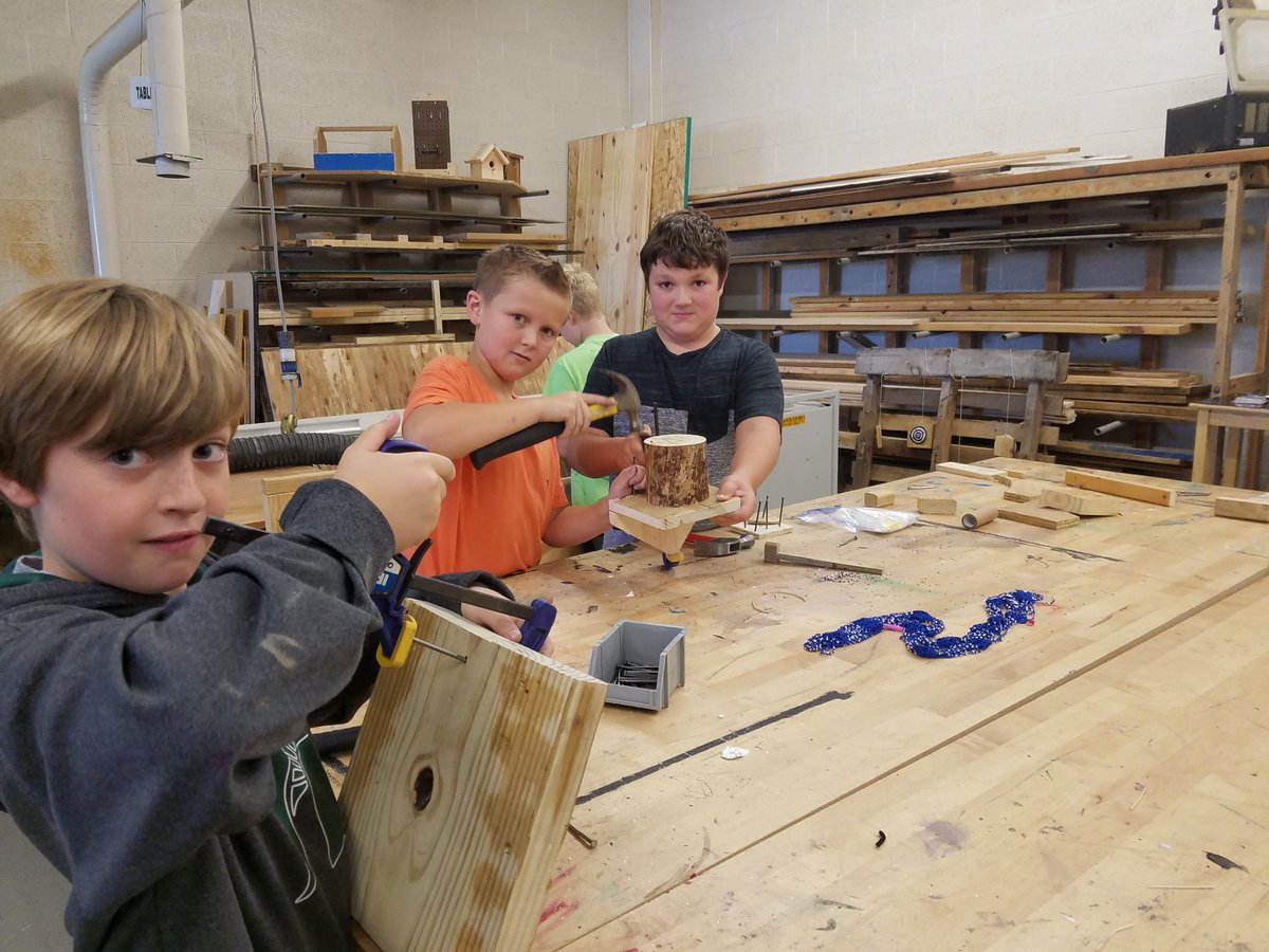 teambond's tweet photo. We had our first #PassionTime in #DesignTech at @CliffordSmart . #wleced https://t.co/kIotkTtWzA