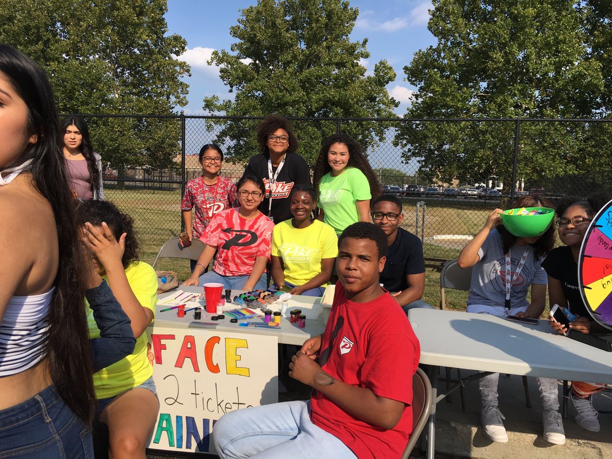 HosaPike's tweet photo. HOSA at the Pike Homecoming Carnival! Come on out! @PikeHighSchool https://t.co/5DC8sjiyrc