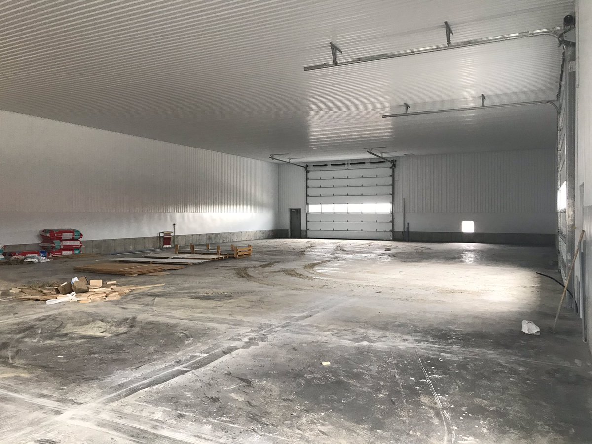 Getting there but by bit. Hydro hooked up. Planning on welding together a 12’ x 16’ dump pit in here middle of next week. 😬