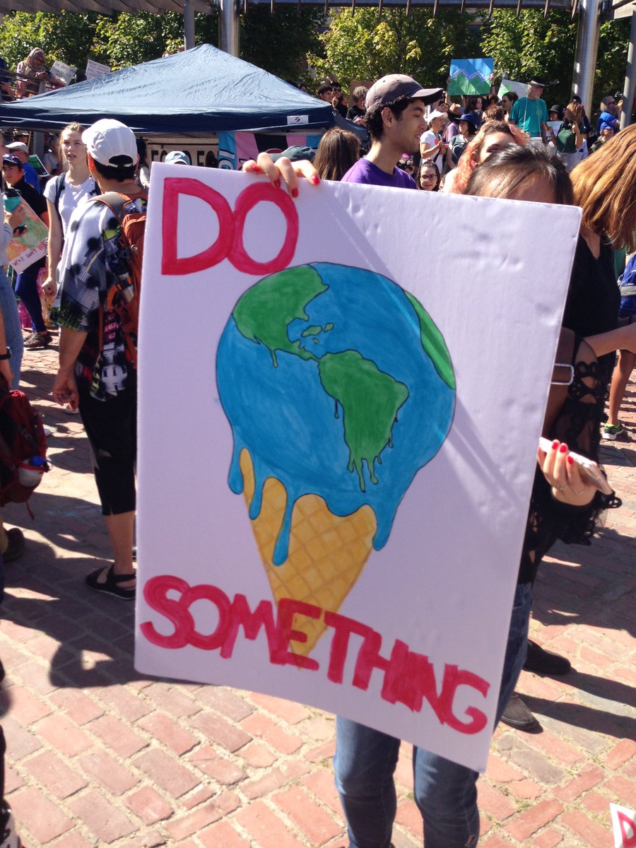 GDarrigues's tweet photo. @ClimateStrikeMA @FutureCoalition https://t.co/XmrOdetwjO
