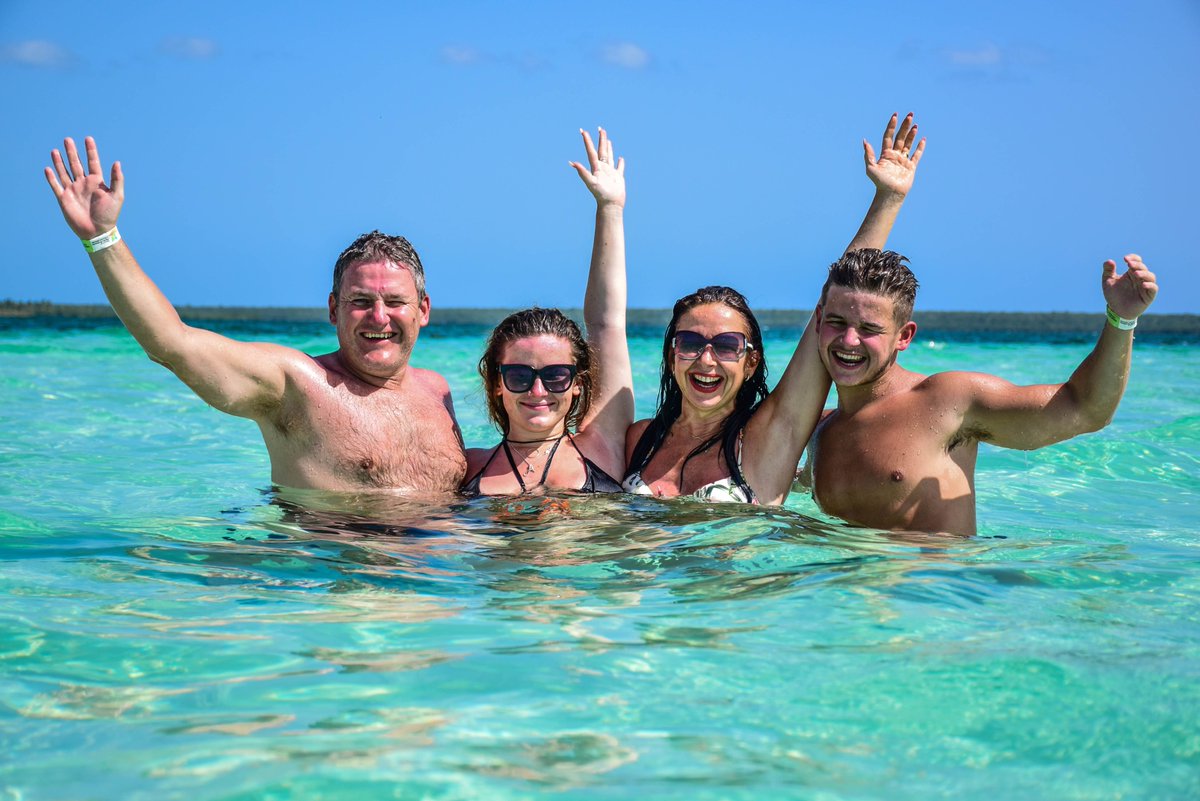 seapro_divers's tweet photo. If you can't get enough of the stunning shades of Island Blue, then Saona Island is your go to tour! In this amazing day trip you'll visit Cotubanama National Park; a park of protected biodiversity and breathtaking scenery.

Ready to join our Isla Saona Tour? https://t.co/yh2dTMNs5U