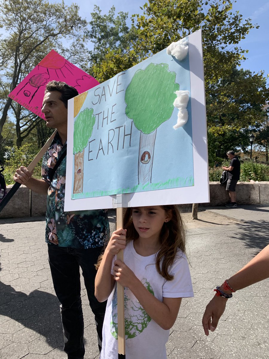 DrVirtuality's tweet photo. Going to be an interesting trip home. Missed my flight because I got stuck in a car in the middle of an unexpected NYC climate protest. I could think of worse things. At least I got to see young people standing up for what they believe in. #educationmatters https://t.co/b6MBamBW7C