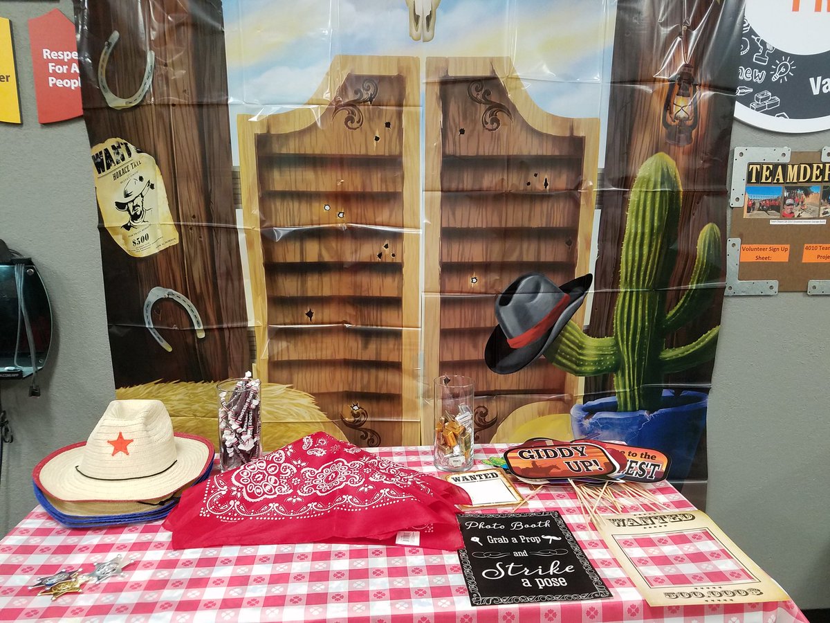 L_Donna82's tweet photo. Western Success sharing party this weekend at 4010!!! @bamanda1214 @TalonHD4010 @bdesigns03 @TalonHD4010 @tiana_martines @JoshuaCrocker3 @KayK_Quinn @AndersonTrever @AshleyLuttrell6 @kyle_mckinnon12 @Bselch https://t.co/ZaO7FkaaLT
