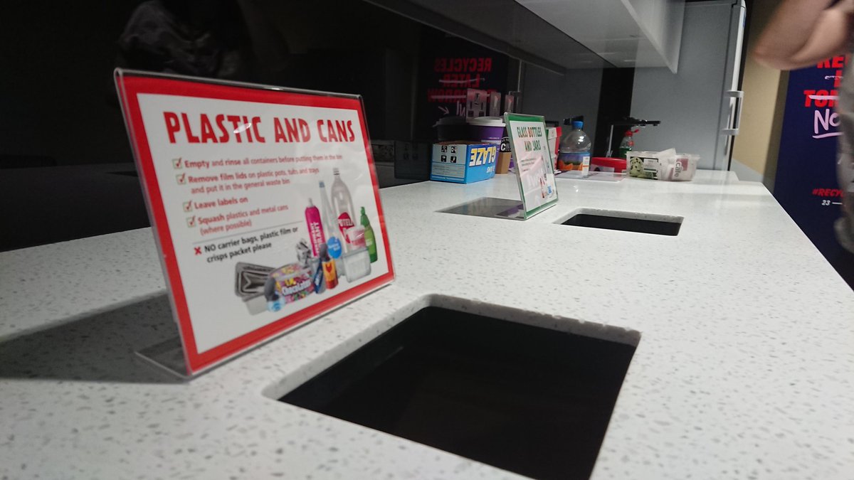 LBofHounslow's tweet image. We&apos;re prepping Hounslow House for next week&apos;s #RecycleWeek2019  #HounslowRecycles