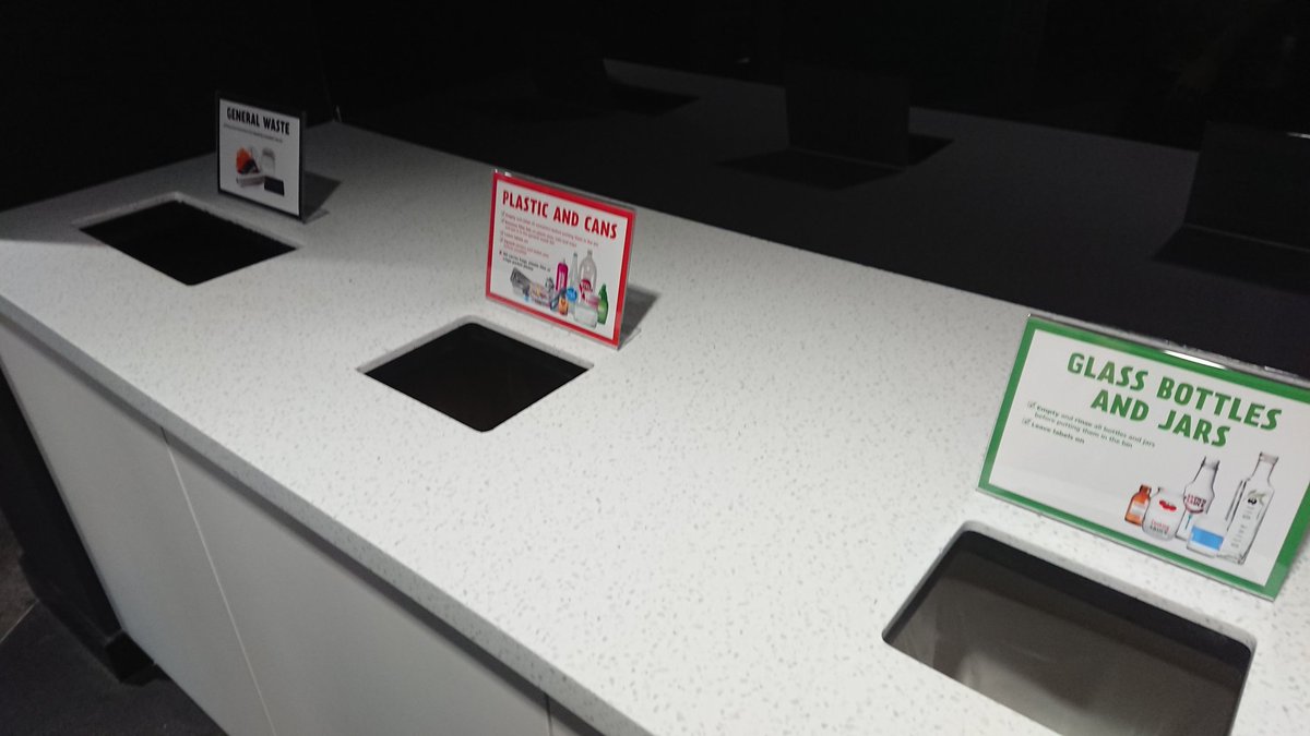 LBofHounslow's tweet image. We&apos;re prepping Hounslow House for next week&apos;s #RecycleWeek2019  #HounslowRecycles