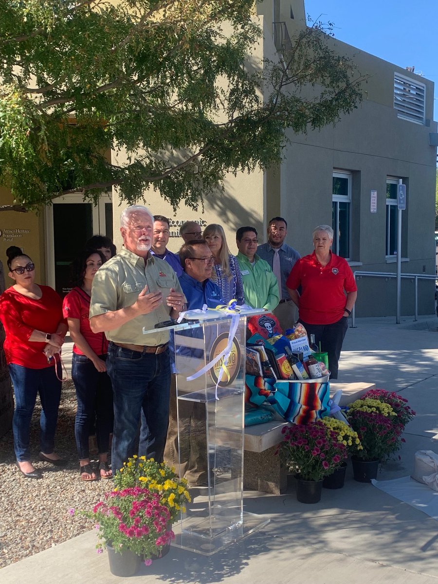 Only two weeks until ⁦<a href="/balloonfiesta/">Balloon Fiesta</a>⁩ &amp; <a href="/AHCNM/">保底</a>⁩ talking w/ local media about X Marks the Spot, program for landowners to welcome balloonists!