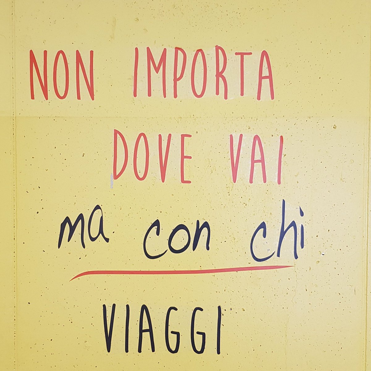 Lorenzo Bolzonello على تويتر Questa Frase Sul Muro Di Una Scuola Elementare Trovo Sia Bellissima Quando Un Compagno Di Viaggio Non C E Piu Il Percorso Fatto Fino Ad Allora Lo Spirito Con