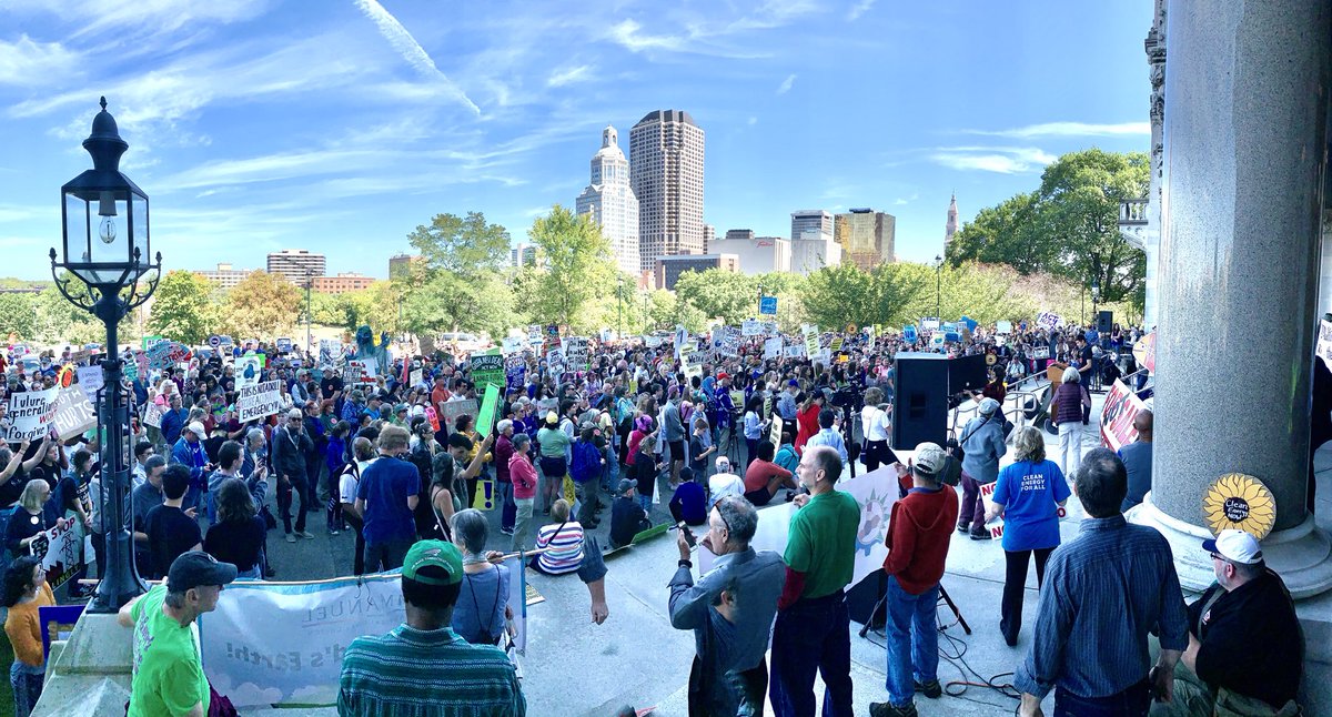 BeckerBruceR's tweet photo. Kids are correct in shaming the CT Legislature for diverting energy efficiency funding from their intended use. https://t.co/cCVFxraYtY