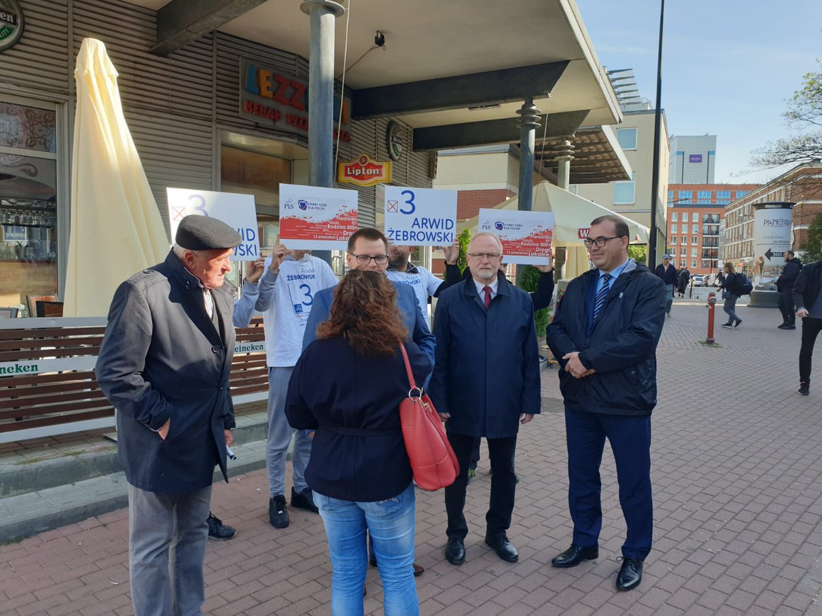 ArwidZ's tweet image. Dziękuję @ACJaworski i @mygdansk za poparcie mojej osoby. Doceniam waszą działalność i zaangażowanie w sprawy Gdańska. Jako poseł będę również mocno zabiegał o rozwój Gdańska, a także kontrolował niepokojące afery, które miały miejsce w ostatnim czasie w tym mieście. #DobryCzasPL