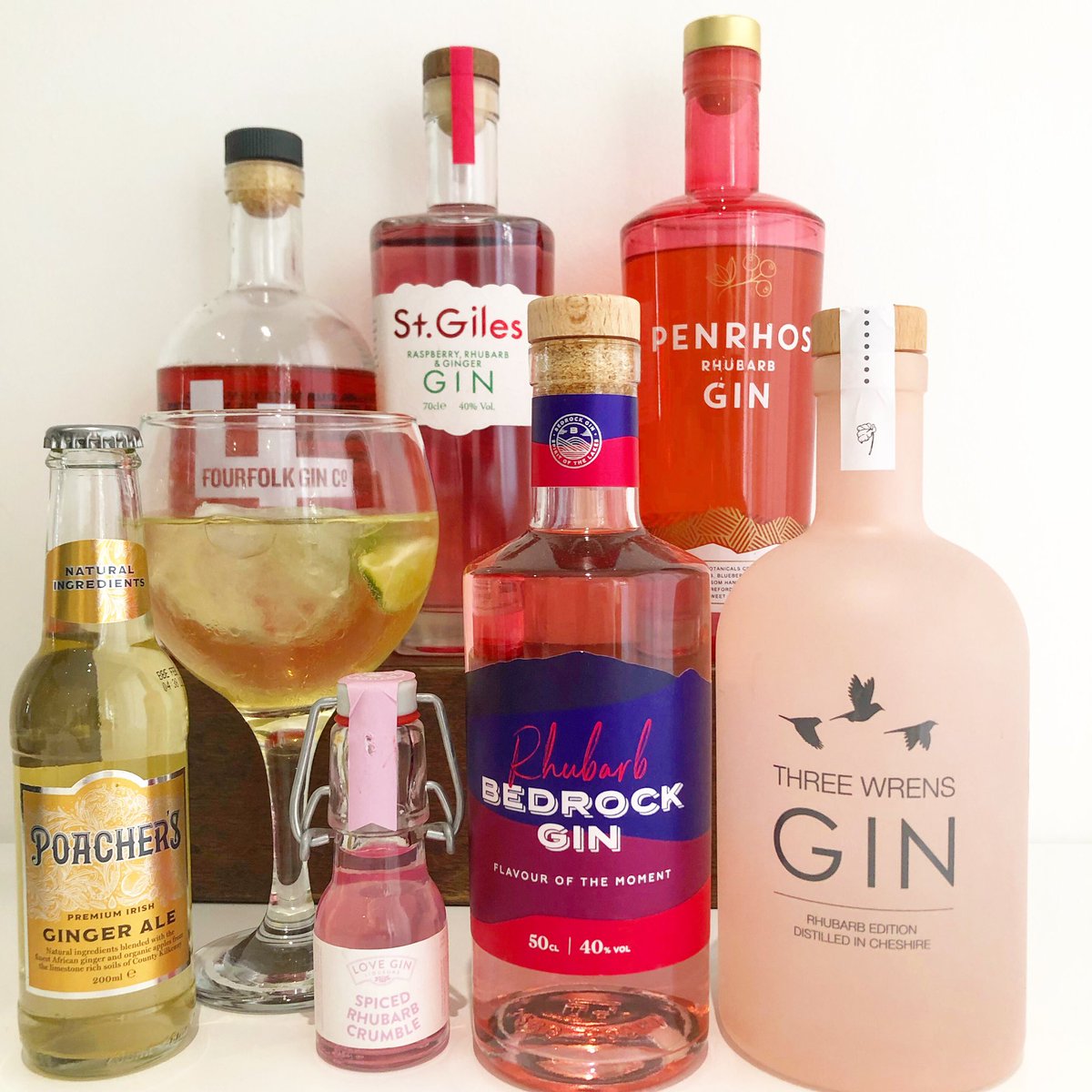 🍸TONIGHT’S TASTING🍸

At an event at the weekend we were asked about Rhubarb Gin more than anything, so we’re having the first of a couple of a Rhubarb Gin sampling sessions to gather out thoughts! 

Are you a Rhubarb #Gin fan &amp; whats your favourite? 🙋‍♂️🙋‍♀️