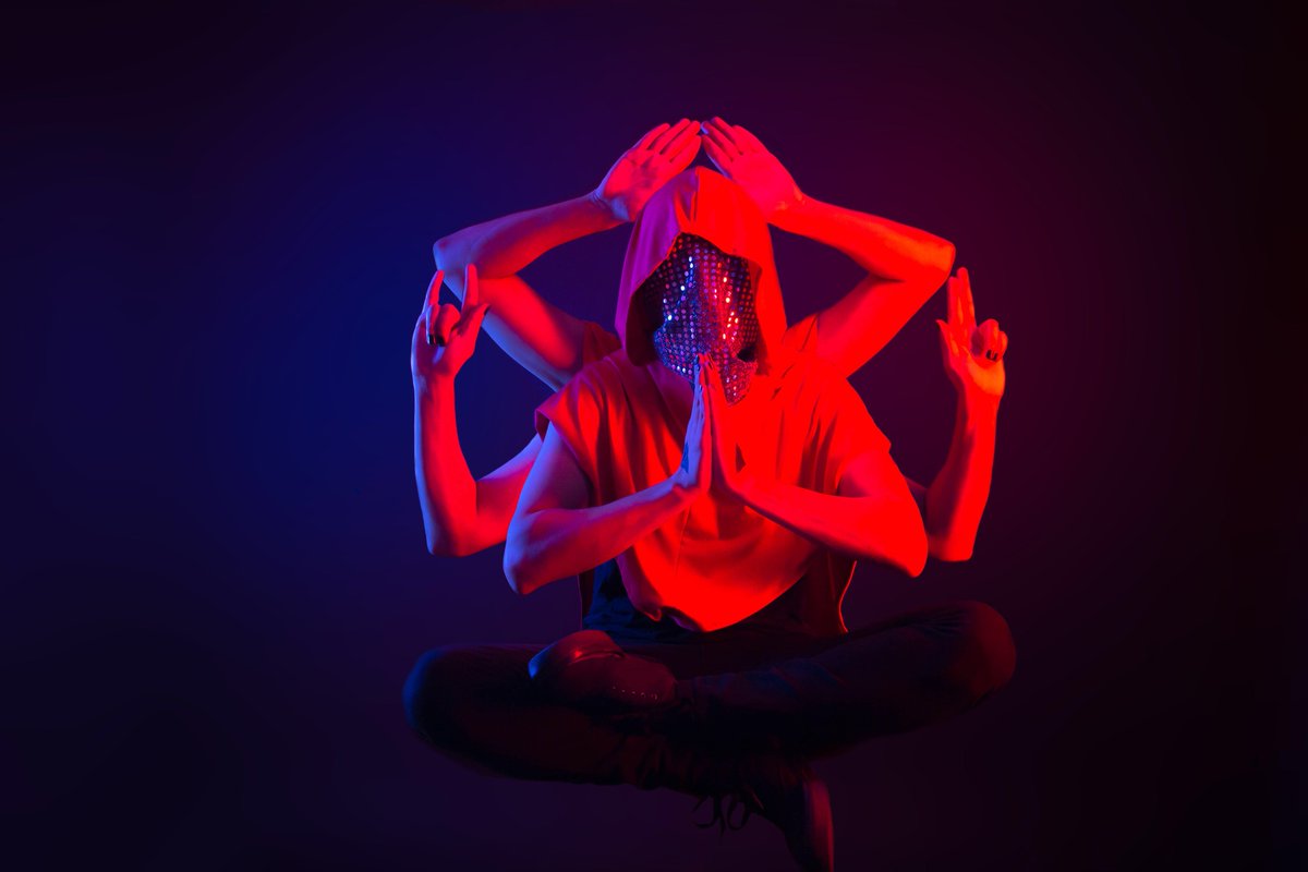 ElMostroNostro's tweet photo. ✡️🔻👁🗨⚡️
🔥⚡️¡Siempre los llevare conmigo!⚡️🔥
Ven y únete a nuestra familia. #todossomosmostros
Escucha nuestra música
📷 @aldo.estrada.treehouse
#elmostronostro #technoterror #technopeople #dance #terror #spotify #soundcloud #youtube
#technomafia
#photography https://t.co/wM0IFBekKr