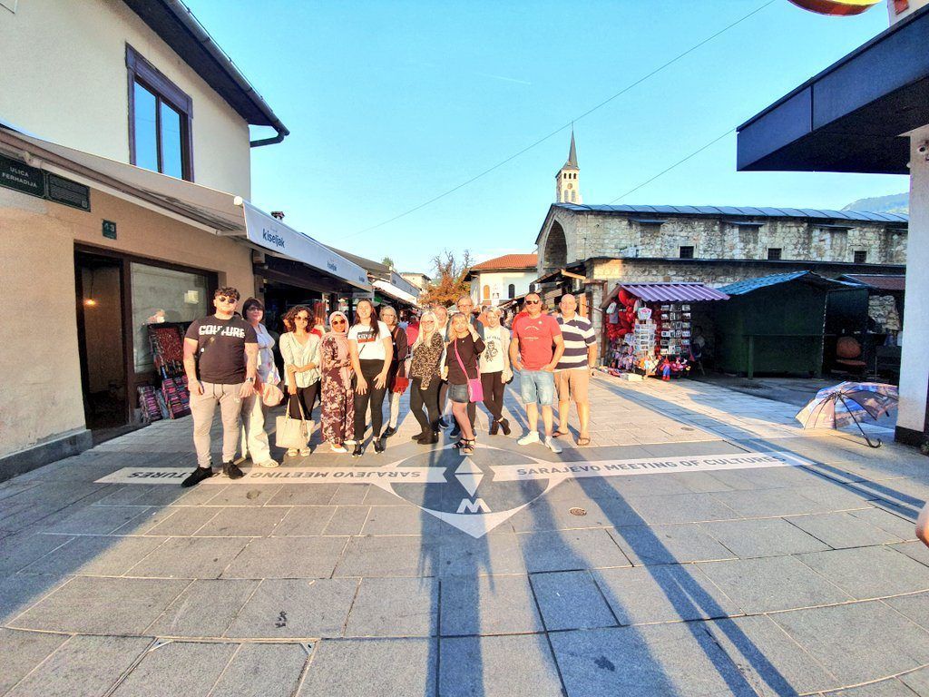 SrebrenicaUK's tweet photo. Through the Creative Youth Minds project, @ymcans led a Stoke delegation to #Srebrenica to learn of the genocide in 1995.
Read daily blogs by Steph and others here: https://t.co/sSt5S32jxp
#BosSquad https://t.co/AAAML2XK3y