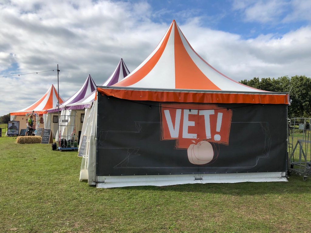 De laatste van deze zomer in #Drenthe en nog gratis ook! Het <a href="/SmaakmakersFest/">Smaakmakers Festival</a> in De Wijk (Meppel). Morgen en zondag met muziek, eten, drinken, kinderactiviteiten en ook de ontwerpen van onze ontwerpwedstrijd Vet!. Je bent van harte welkom!