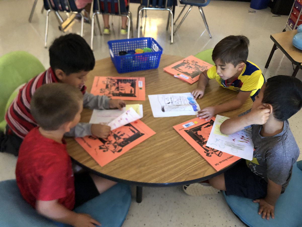 GraceKChoi's tweet photo. Celebrating our writing from our first unit! So much excitement and joy as our writers shared with each other. Our class has definitely become a community of writers and we are so proud of them! @Tingler05 @Herndon_ES #FCPSLitCollab https://t.co/5jpB3ZOPjr