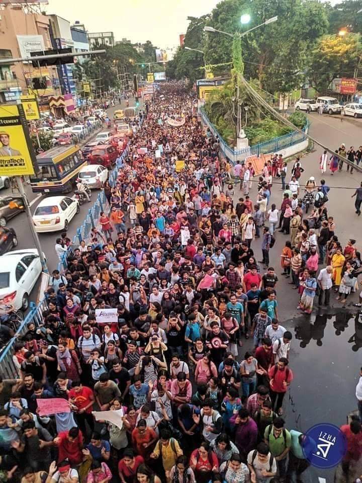 Amartya_13's tweet photo. Well done Jadavpur
#JadavpurUniversity
#ResistFascists
#StandWithJU
cc-@SuPriyoBabul https://t.co/USbfnkSPpa
