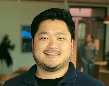 UMNresearch's tweet photo. Congrats as well to Adam Choe, founder of #UMN startup Yonder & former #MnDRIVE Fellow, who was also named to the #LaunchMinnesota advisory board! @choeyoutheway @UMNMDC @gener8tor @gBETAstartups @Mimithehippo https://t.co/cRmpfj3nZk