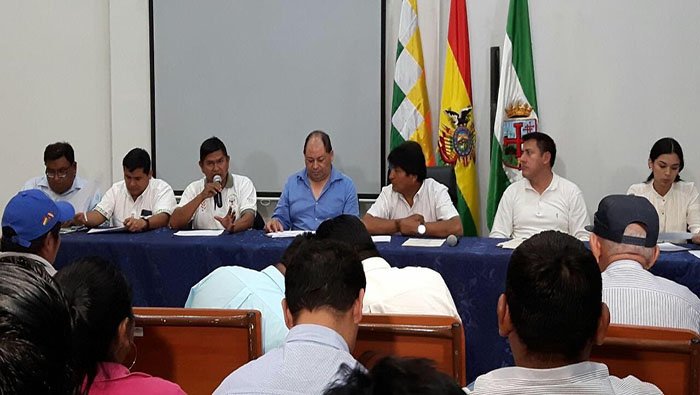 EDWARDRADIO's tweet photo. Evo Morales inicia plan para recuperar Chiquitania en Bolivia https://t.co/wxIx2tAEaj https://t.co/alrVXzXn4Y