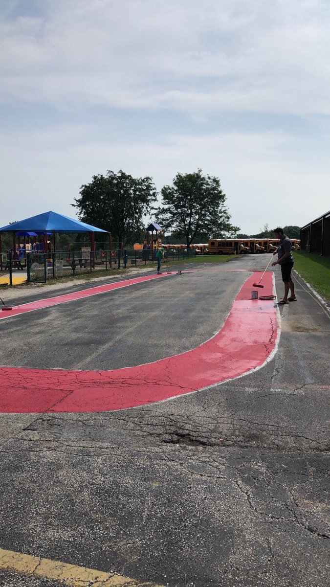 StaceyJAnd's tweet photo. Amazing what we can do with the help of volunteers! Thank you Primary parents! #LifeintheW #wherewelearnmatters @WPrimary50 @Woodland50News https://t.co/9T5qMEW2pM