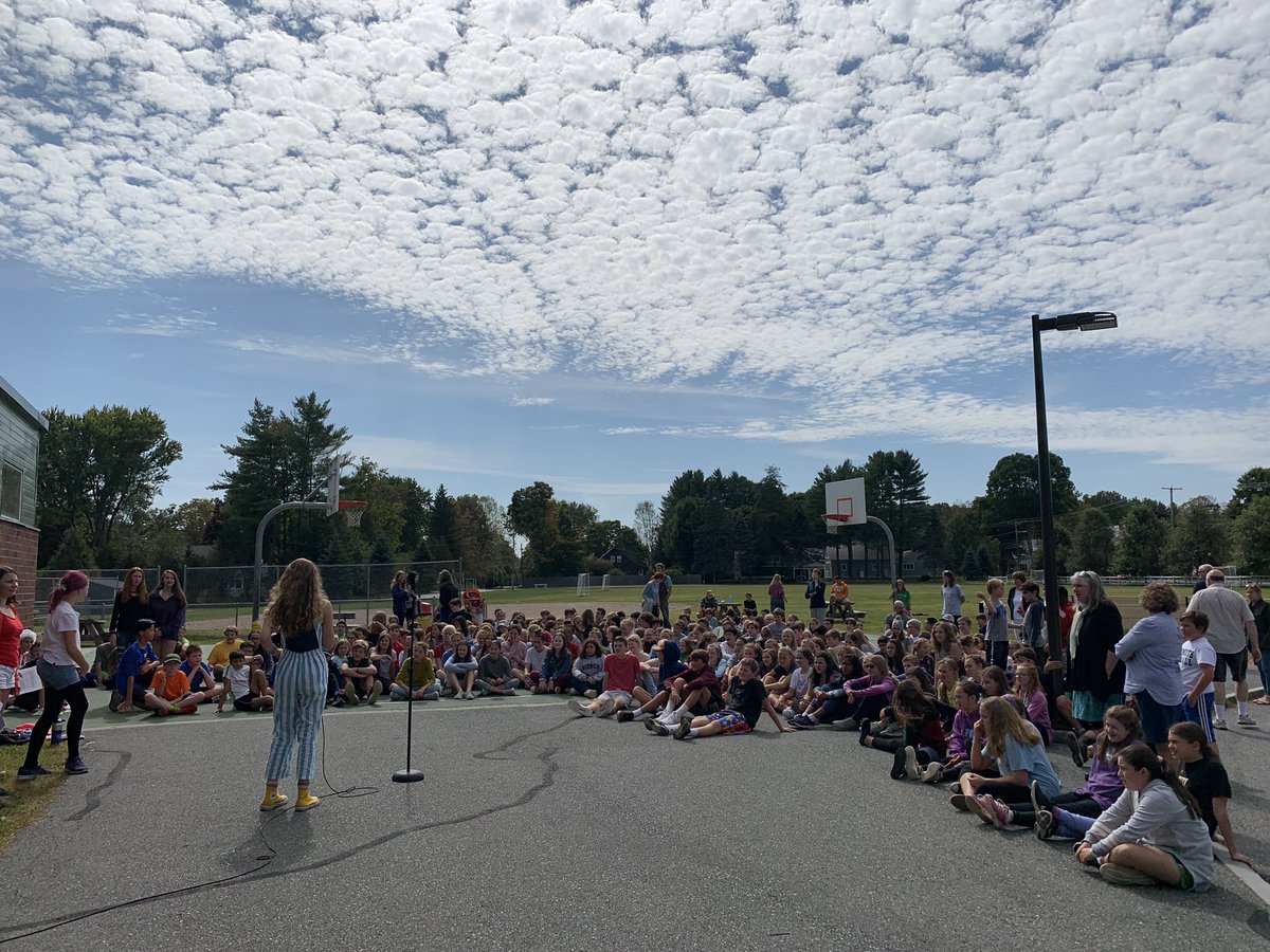 CatherineAPatch's tweet photo. Student organized walk out @RMSHanover for #ClimateAction Teachers supported, attended and helped set up a mic system for them. Thanks @GretaThunberg !! #ClimateStrike #ClimateStrikes #ClimateEmergency #ClimateCrisis #ClimateActionNow #ClimateJustice #schoolwalkout #proudteacher https://t.co/J6P3T7ZQ9l