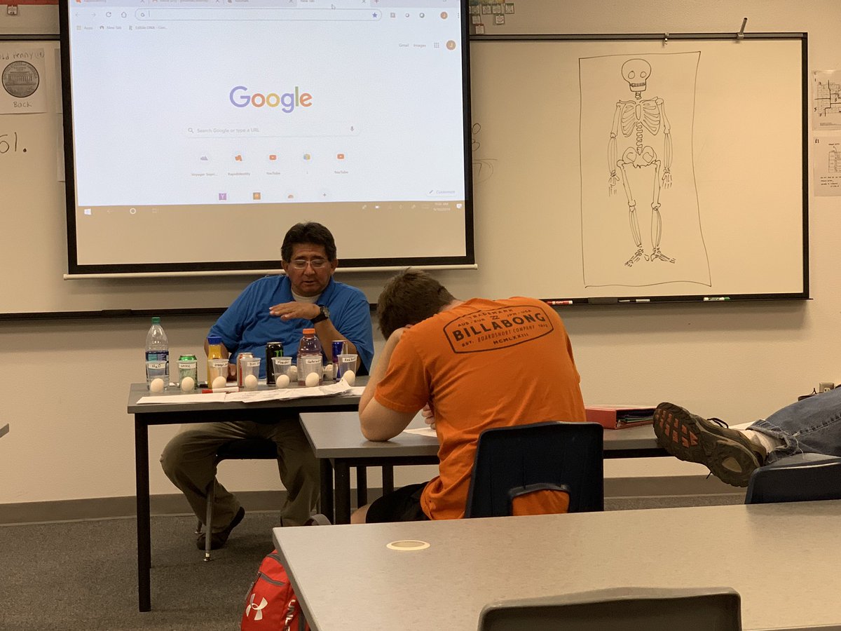hamackey98's tweet photo. Love watching students do experiments- was here for day 1 and back for day 10 - what sugar does to our teeth? (Eggs are a good substitute) @DesertRidgeHS #IchooseGPS #lovescience https://t.co/wqUJx7o0Az